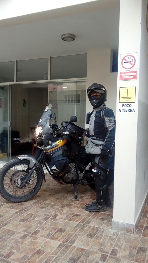 Hospedaje Residencial Los Fresnos - Miraflores Piura Kültér fotó